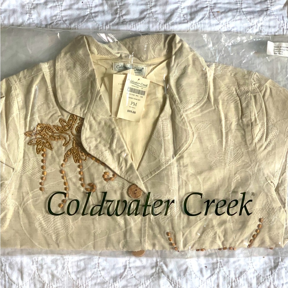 COLDWATER CREEK NWT White Embroidered (NWT
Tencel Floral Jacket